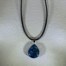 将图片加载到图库查看器，Blue Apatite Water Drop Pendant Necklace 蓝磷灰水滴吊坠项链
