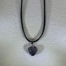 Load image into Gallery viewer, Iolite Love Heart Pendant Necklace 堇青石爱心吊坠项链
