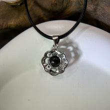 Load image into Gallery viewer, Golden Sheen Obsidian Pendant Necklace 金眼黑曜石镶嵌吊坠项链
