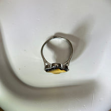 Load image into Gallery viewer, Yellow Tiger&#39;s Eye Clover Adjustable Ring 黄色虎眼石四叶草镶嵌活口戒指
