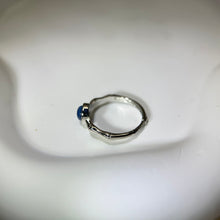 将图片加载到图库查看器，Blue Kyanite Adjustable Ring 蓝晶石镶嵌活口戒指
