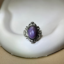 Load image into Gallery viewer, Charoite Adjustable Ring 紫龙晶镶嵌活口戒指
