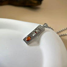 Load image into Gallery viewer, Amber Pendant 血珀琥珀镶嵌吊坠
