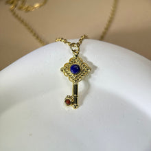 将图片加载到图库查看器，Lapis Lazuli Key Pendant 青金石镶嵌钥匙吊坠
