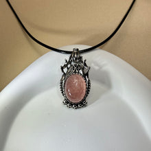 将图片加载到图库查看器，Red Strawberry Quartz Pendant Necklace 红色草莓晶镶嵌吊坠项链
