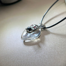 将图片加载到图库查看器，Clear Quartz Love Heart Hypersthene Rabbit Pendant 白水晶爱心金运石镶嵌兔子吊坠项链
