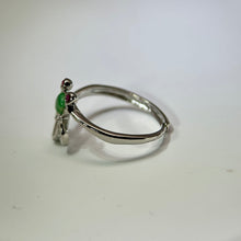 Load image into Gallery viewer, Green Jade Goldfish Adjustable Ring 糯种苹果绿翡翠镶嵌金鱼活口戒指
