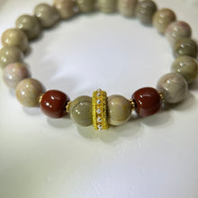 Load image into Gallery viewer, Cream Red Jasper Beads Bracelet 奶茶色红色阿拉善玛瑙手串
