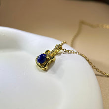 Load image into Gallery viewer, Lapis Lazuli Guitar Pendant 青金石镶嵌吉他吊坠
