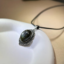 Load image into Gallery viewer, Labradorite Pendant Necklace 拉长石灰月光石镶嵌吊坠项链
