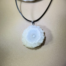 Load image into Gallery viewer, Clear Quartz Cluster Slice Pendant Necklace 白水晶晶簇切片吊坠项链
