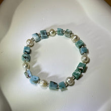 Load image into Gallery viewer, Larimar White Freshwater Pearl Beads Bracelet 海纹石白色淡水珍珠手串
