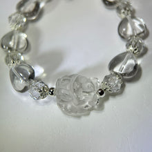 Load image into Gallery viewer, Clear Quartz Nine-Tails Fox fluorite Love Heart Beads Bracelet 白水晶九尾狐萤石爱心手串
