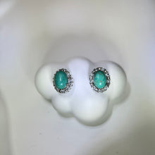 将图片加载到图库查看器，925 Silver Green Turquoise Earrings 绿色松石镶嵌银耳钉
