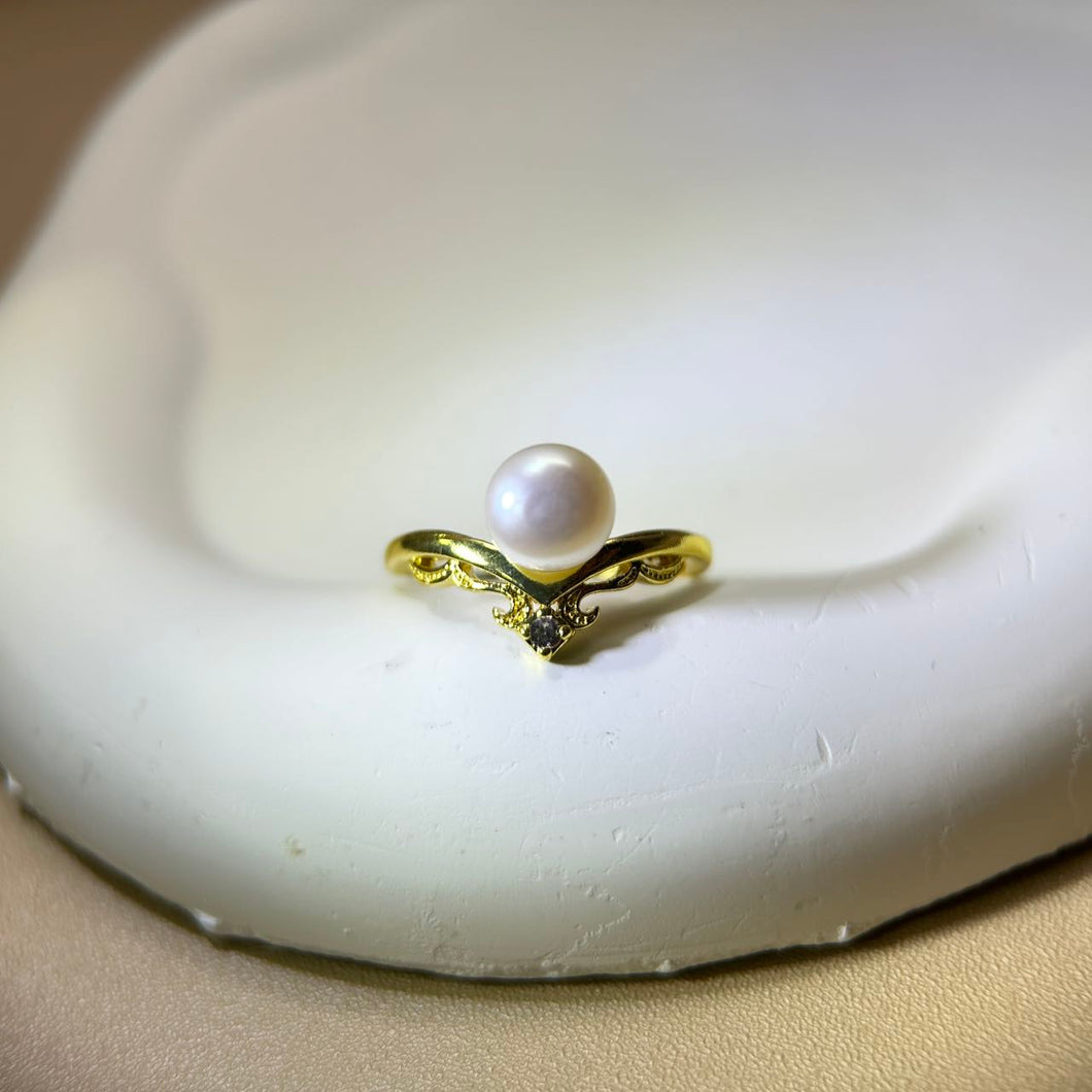 White Freshwater Pearl Adjustable Ring 白色淡水珍珠镶嵌活口戒指