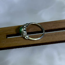 Load image into Gallery viewer, Malachite Adjustable Ring 孔雀石镶嵌活口戒指
