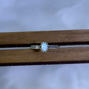 925 Silver White Opal Adjustable Ring 白欧泊银镶嵌活口戒指