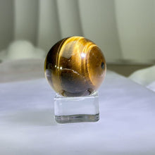 Load image into Gallery viewer, Golden Tiger’s Eye Sphere 金虎眼石球

