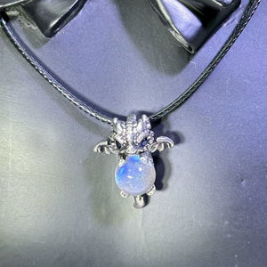 Blue Flash Labradorite Bead Monster Pendant Necklace 灰月光拉长石圆珠小怪兽吊坠项链