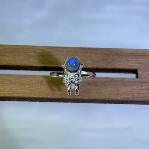 Labradorite Astronaut Adjustable Ring 拉长石灰月光石太空人活口戒指
