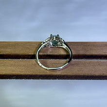 Load image into Gallery viewer, Icy Blue Jadeite Adjustable Ring 糯冰蓝水翡翠活口戒指
