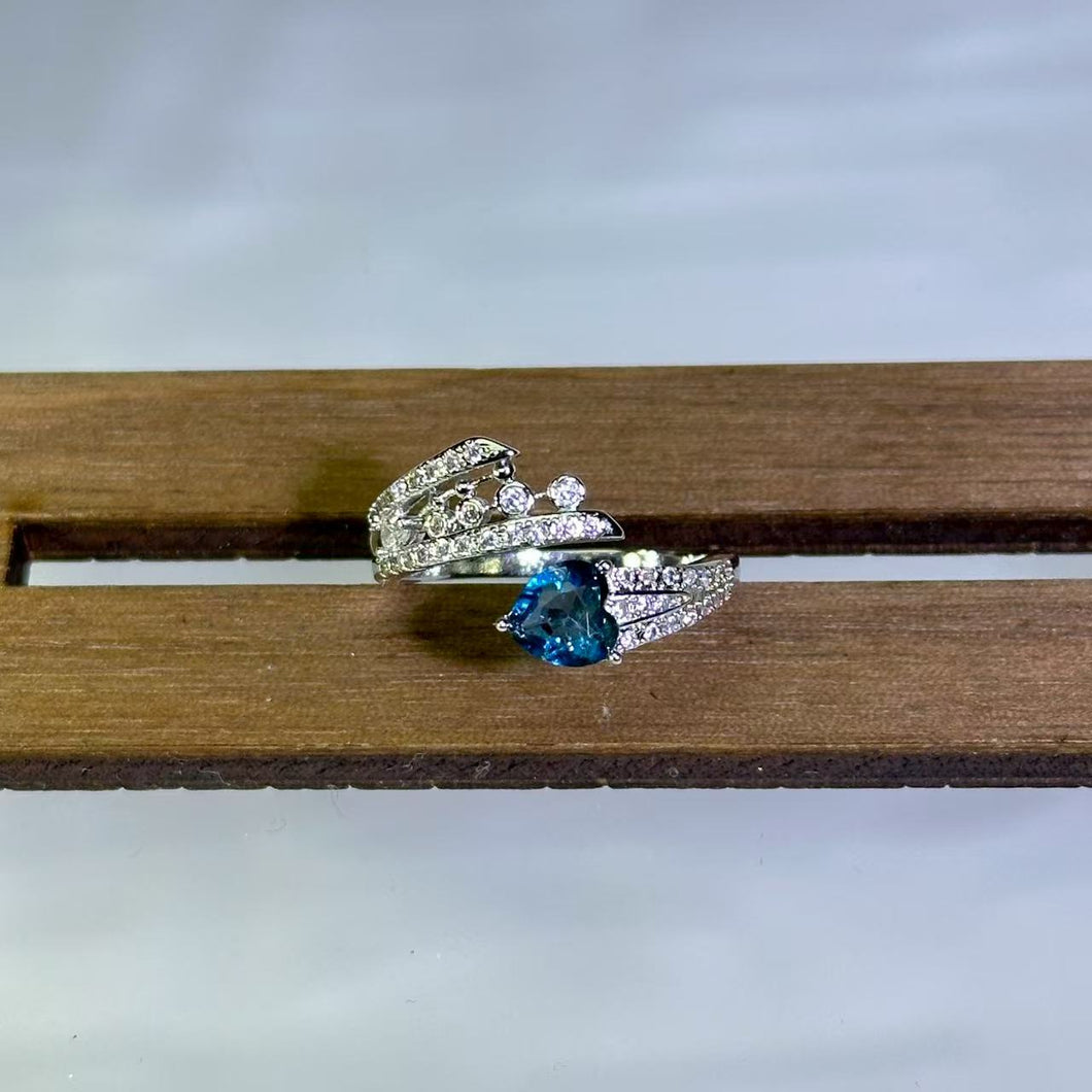 London Blue Topaz Love Heart Adjustable Ring 伦敦蓝托帕石爱心活口戒指