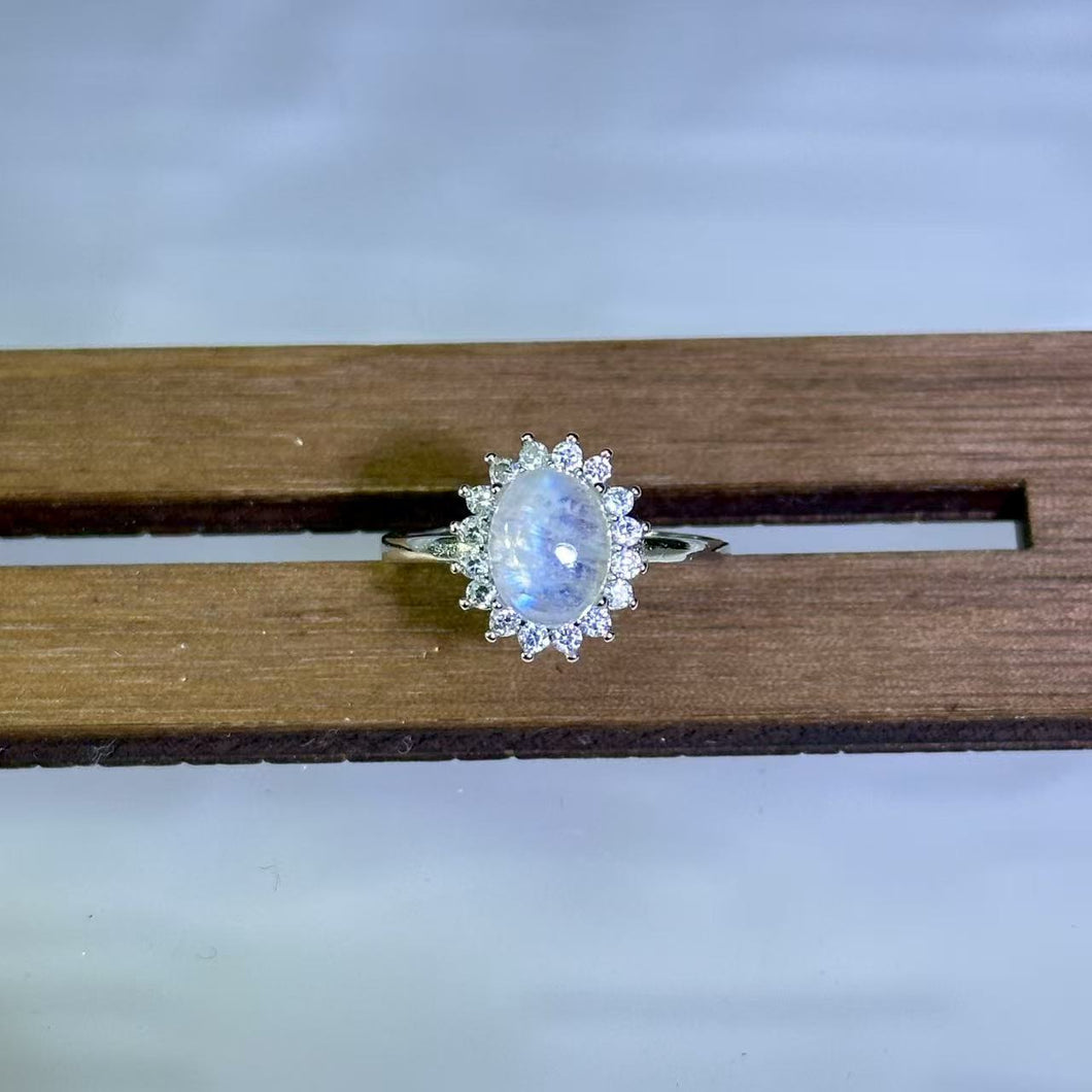 Blue Flash Moonstone Adjustable Ring 蓝光月光石镶嵌活口戒指