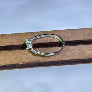 Faceted Emerald Adjustable Ring 祖母绿镶嵌活口戒指