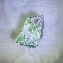 Load image into Gallery viewer, Feathered Fluorite Raw Stone 羽毛萤石原石
