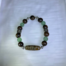 Load image into Gallery viewer, Agate Dzi, Green Strawberry Quartz &amp; Sandalwood Bead Bracelet 玛瑙天珠紫檀木绿色草莓晶手串
