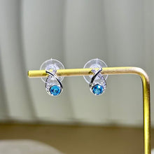 Load image into Gallery viewer, Swiss Blue Topaz Stud Earrings 瑞士蓝托帕石镶嵌银耳钉
