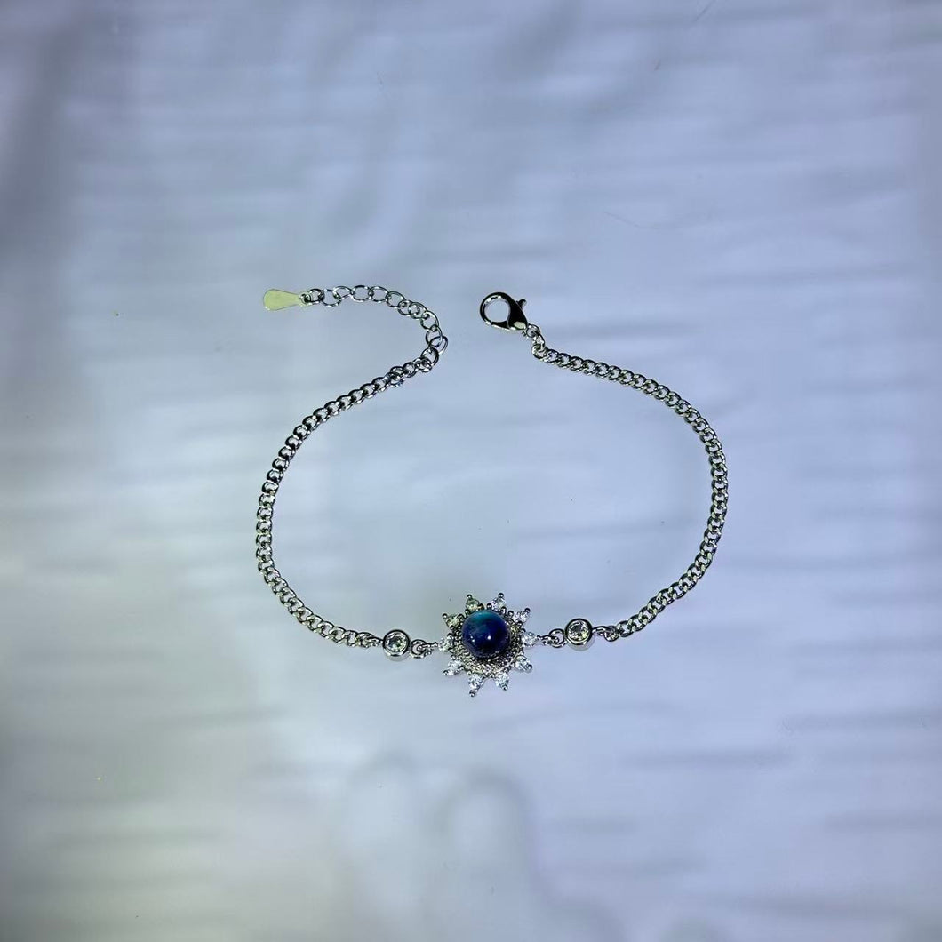 Blue Flash Labradorite Sunflower Bracelet 强蓝光拉长石灰月光石镶嵌太阳花手链