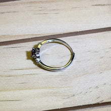 Load image into Gallery viewer, Almandine Garnet Heart Adjustable Ring 酒红石榴石爱心镶嵌活口戒指
