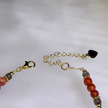 Load image into Gallery viewer, Carnelian and Smoky Quartz Bracelet 南红玛瑙茶晶手链
