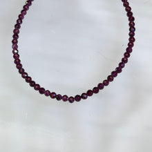 Load image into Gallery viewer, Purple Almandine Garnet Faceted Bead Bracelet 紫牙乌石榴石切面珠珠链手链
