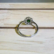 Load image into Gallery viewer, Diopside Adjustable Ring 透辉石镶嵌活口戒指
