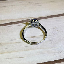Load image into Gallery viewer, Tanzanite Heart Adjustable Ring 坦桑石爱心镶嵌活口戒指
