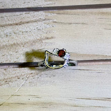 Load image into Gallery viewer, Almandine Garnet Hello Kitty Adjustable Ring 酒红石榴石镶嵌凯蒂猫活口戒指
