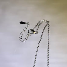 Load image into Gallery viewer, Moonstone Butterfly Pendant Necklace 月光石镶嵌蝴蝶吊坠项链
