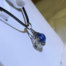 Load image into Gallery viewer, Kyanite Amulet Box Pendant Necklace 蓝晶石嘎乌盒吊坠项链

