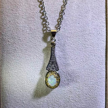 Load image into Gallery viewer, White Opal Pendant Necklace 白色欧泊镶嵌吊坠项链
