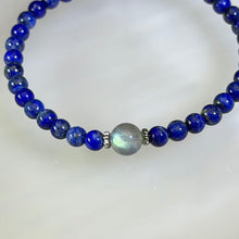 Load image into Gallery viewer, Lapis Lazuli Labradorite Beaded Bracelet 青金石拉长石灰月光石手串
