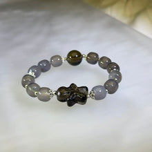 Load image into Gallery viewer, Gingerman Smoky Quartz Gray Agate Beaded Bracelet 灰玛瑙茶晶姜饼人手串
