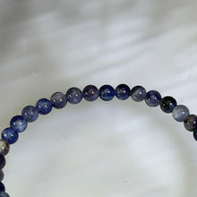 Load image into Gallery viewer, Iolite Beaded Bracelet 堇青石手串
