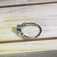 Load image into Gallery viewer, Amethyst Adjustable Ring 紫水晶镶嵌活口戒指

