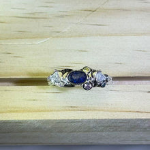 Load image into Gallery viewer, Blue Sapphire Adjustable Ring 蓝色蓝宝石镶嵌活口戒指

