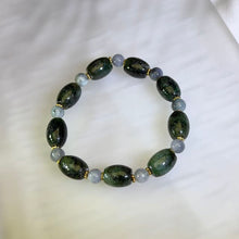 Load image into Gallery viewer, Green Jade Beaded Bracelet 油青翡翠手串
