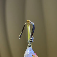 Load image into Gallery viewer, White Baroque Freshwater Pearl Drop Earrings 白色巴洛克淡水珍珠耳钩
