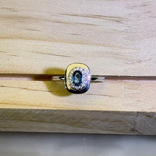 Load image into Gallery viewer, London Blue Topaz Adjustable Ring 伦敦蓝托帕石镶嵌活口戒指
