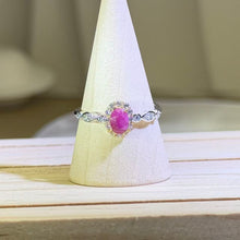 Load image into Gallery viewer, Pink Ruby Adjustable Ring 粉色红宝石镶嵌活口戒指
